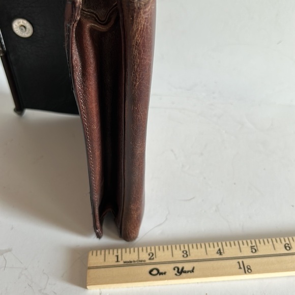 Vintage Brighton boho or country wallet/handbag/purse. Beautiful worn leather! - Picture 9 of 9